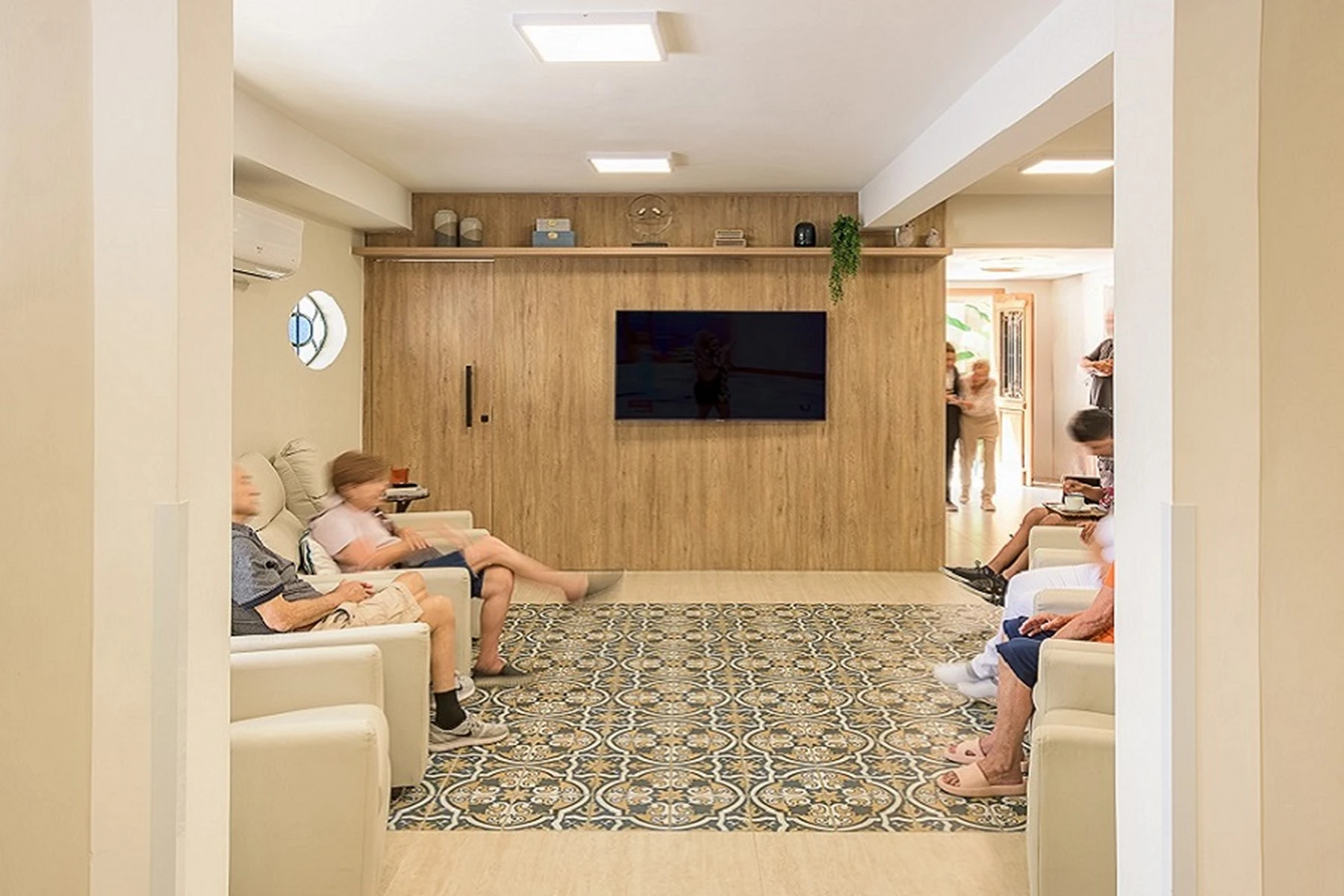 sala-de-estar-com-televisao-do-residencial-senior (3)